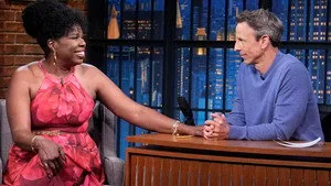 Leslie Jones, Jo Firestone